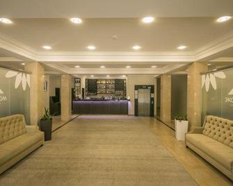Ekodom Adler Hotel - Adler - Рецепція