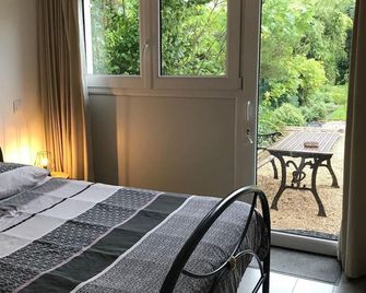 Lavoisier - Guingamp - Guingamp - Bedroom