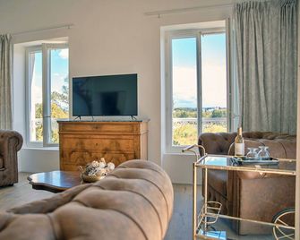 Le Château de La Seigne - Villemoustaussou - Wohnzimmer