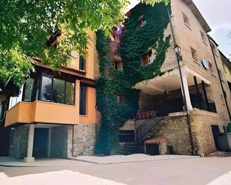 Hotel Batuecas - La Alberca - Building