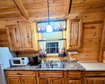 Alpine Lodge - Red Lodge - Keuken