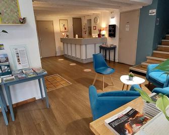 Castel de Mirambel - Lourdes - Front desk