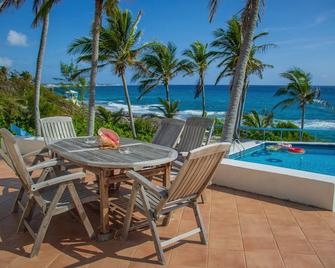 Spectacular 4 Bedroom Villa With Ocean Views & Private Pool - Stella Maris - Piscina