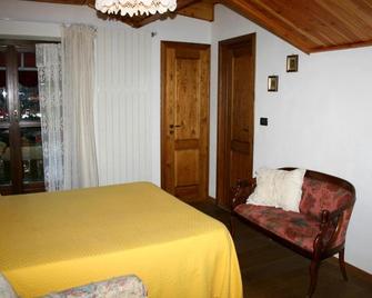 Albergo Martinet - Vernante - Bedroom