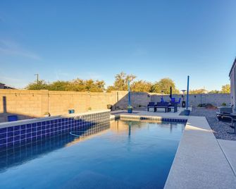 Private Pool Relaxing Phoenix Area Vacat - Buckeye - Piscina