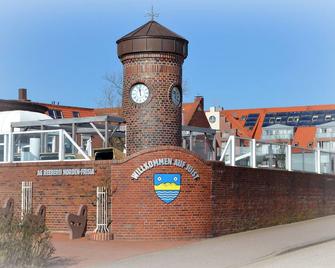 Comfortable south-facing apartment with sea views - central, quiet, flooded with light - Juist - Gebäude