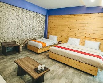 Snow Crest Lodges - Naran - Bedroom