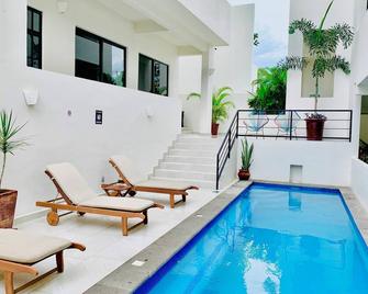 Sub Penthouse | Saltwater Pool | Florence Sayulita - Bahia de Banderas - Piscina