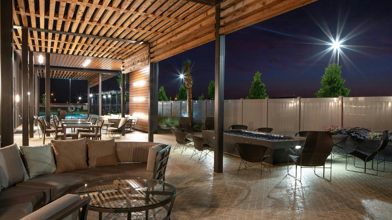 Courtyard by Marriott Lafayette South