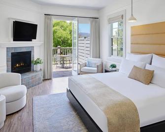 إن آت سونوما- إيه فور سيسترز إن - سونوما - غرفة نوم