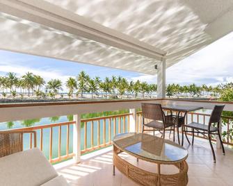 Golden Sands Destination Resorts - Daanbantayan - Balkon