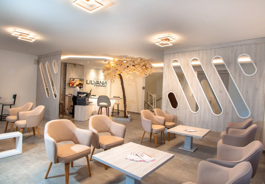 أكروتل ليلي آن بوتيك هوتل