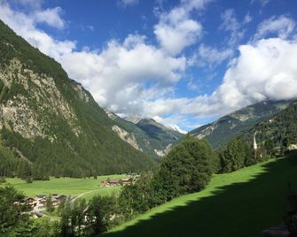 Pension Bäuerle - Heiligenblut - Outdoor view