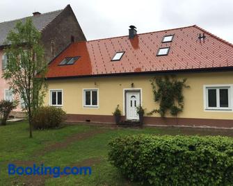 Ferienwohnung Kickmaier - Radkersburg - Gebäude