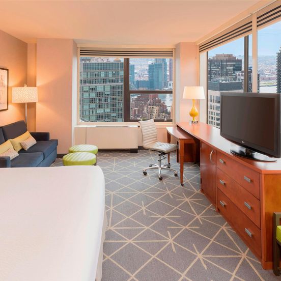 Courtyard by Marriott New York Manhattan/Midtown East image 1