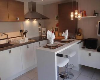 Le Diamant Noir - Aups - Kitchen