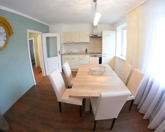 Gaestehaus Wachau - Melk - Comedor