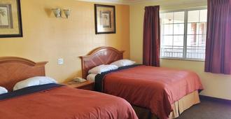 Downtown Motel 7 - San Bernardino - Bedroom