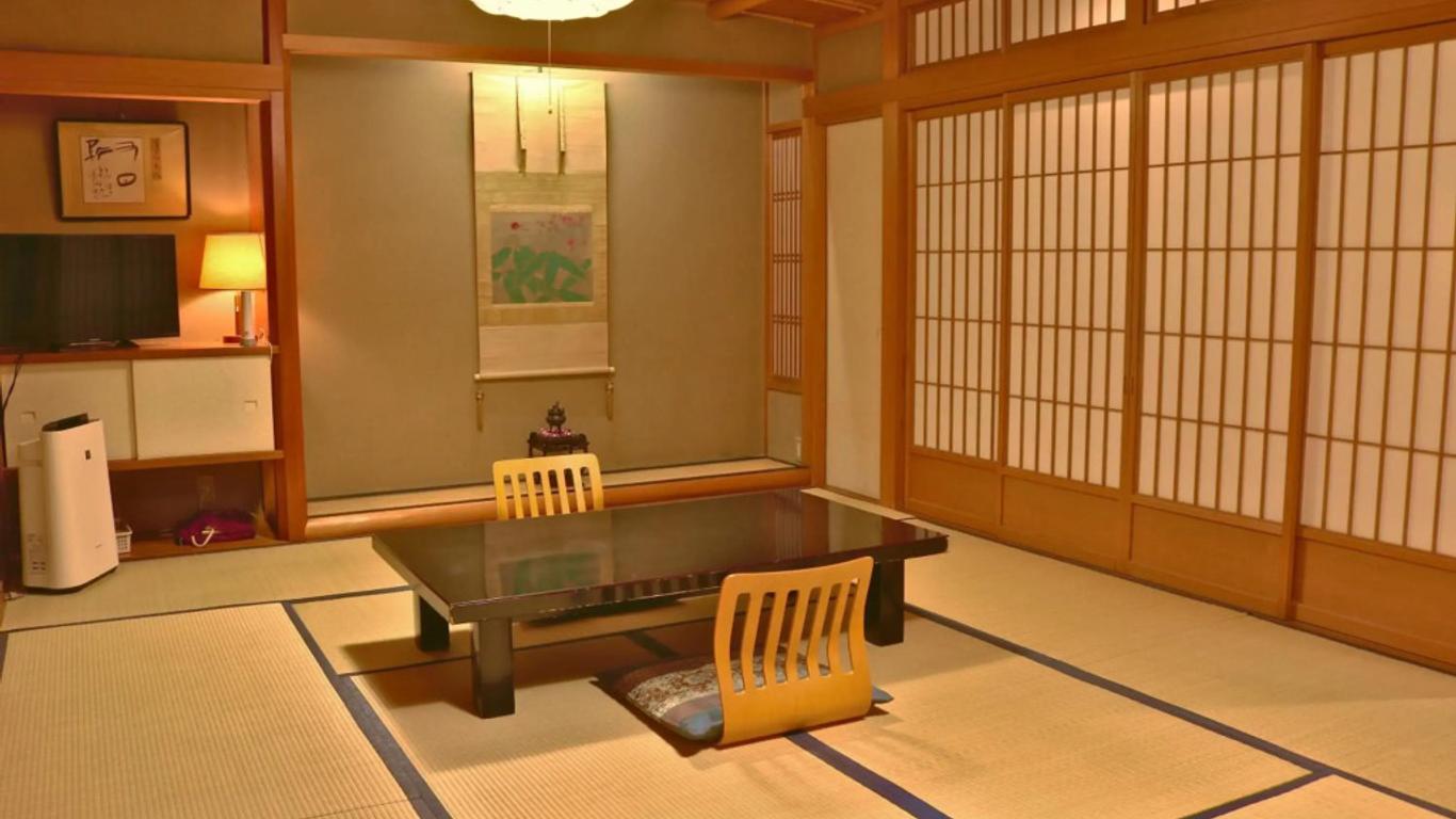 Tsutaya Ryokan