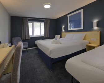 Travelodge Rugby Dunchurch - Rugby - Schlafzimmer