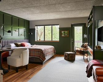 Hunter Lodge, a Bluebird by Lark - Hunter - Bedroom