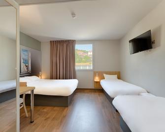 B&B Hotel Marseille Aéroport St Victoret - Marignane - Bedroom