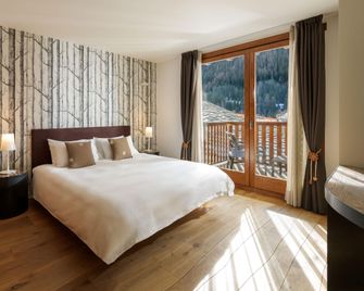 Montana Lodge & Spa, by R Collection Hotels - La Thuile - Bedroom