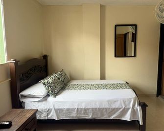 Hotel Los Tunjos - Pereira - Habitación