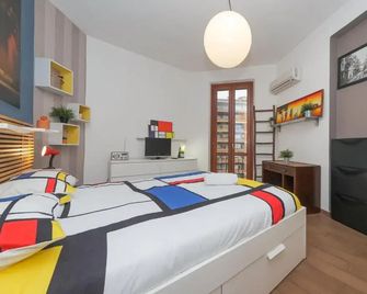 Mondrian House - Roma
