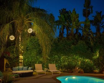 Beach & Mtns & city-private oasis, pool, jacuzzi under the stars - Woodland Hills - Pool