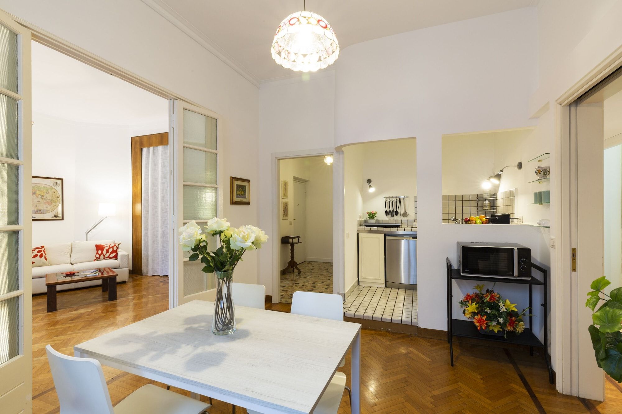 Living isola - Milão - Sala de jantar