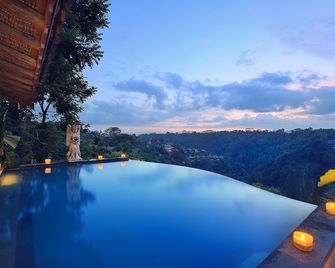 Pramana Watu Kurung - Ubud - Pool