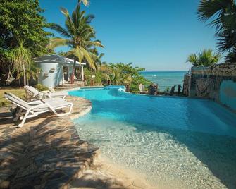 The Seadog Inn-Spectacular Oceanfront Villa - Cabrera - Pool