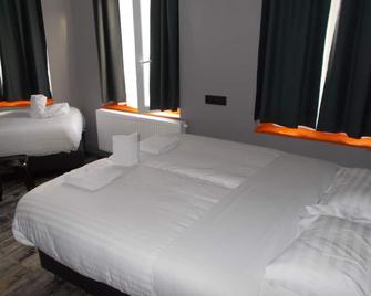 Urban City Centre Hostel - Brüksel - Yatak Odası
