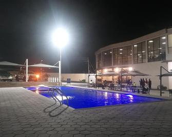 Royal Gibson Hotel - Kitwe - Pool