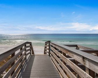 Beacons 1: Gulf Front Condo, Seagrove Beach Free Attraction Tickets! - Seagrove Beach - Playa