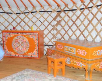 Yurt yurt couple or family (price base 1 yurt 2 people) - Villeneuve-sur-Yonne