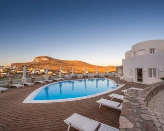 Aspalathras White Hotel - Folegandros - Pool