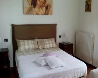 Crespi House - Parabiago - Schlafzimmer