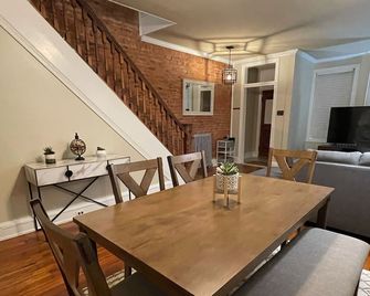 Home Sweet Home @Trolley Square!brbrhttps://goo.gl/maps/f1XX68qiTRCU7eFk7br - Wilmington - Dining room