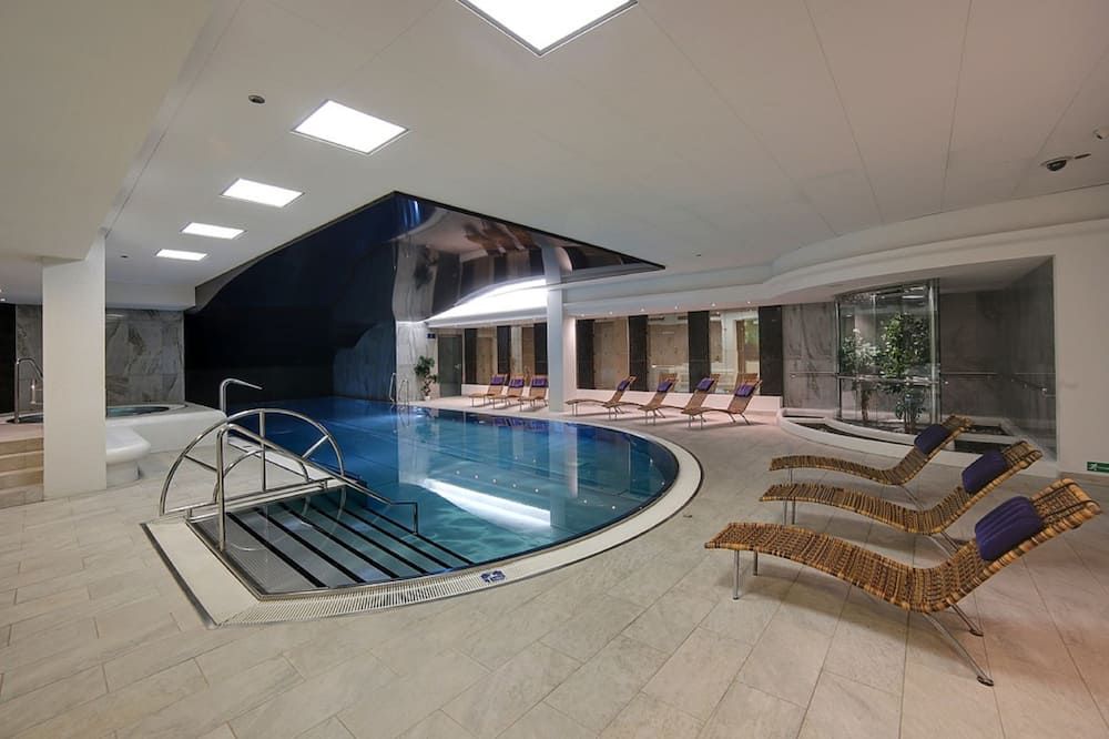 هوتل ثيرمال - كارلوفي فاري - حوض السباحة