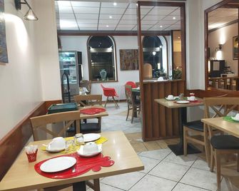 Au Nouvel Hotel - Tolón - Restaurante