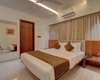 Hotel Hari Govindas Mysore - Explore the Heart of Mysore - Mysuru - Schlafzimmer
