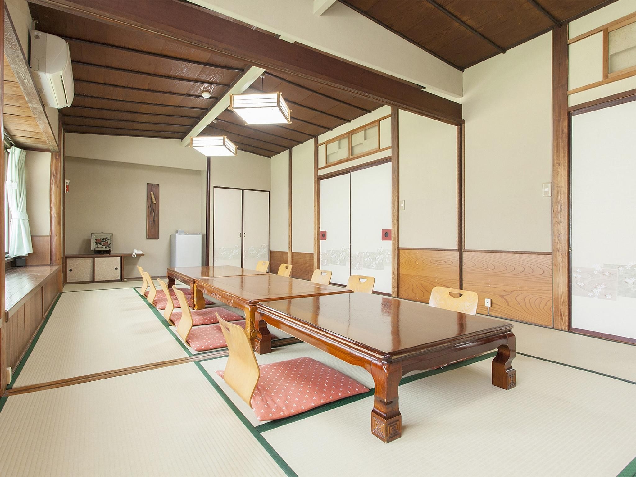 أوميا ريوكان