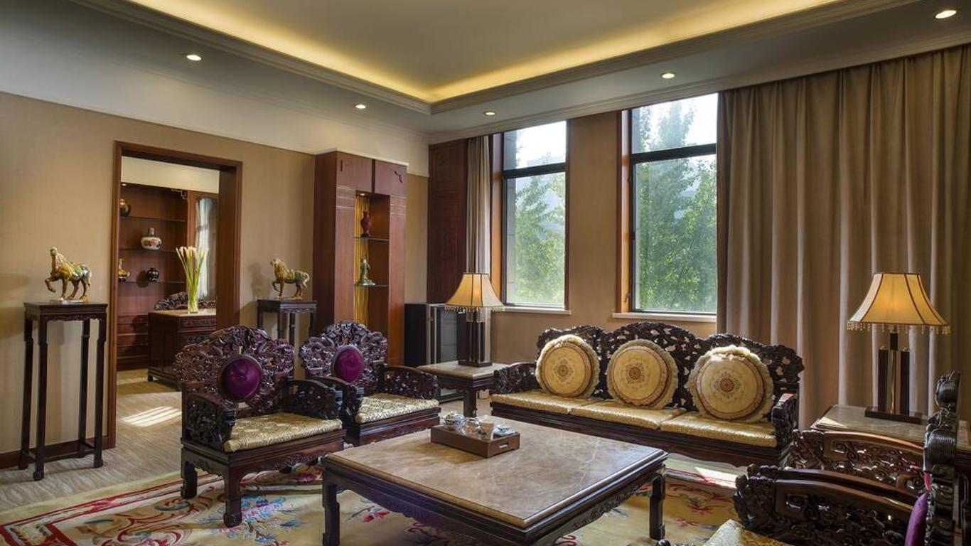Grand Mercure Xian on Renmin Square