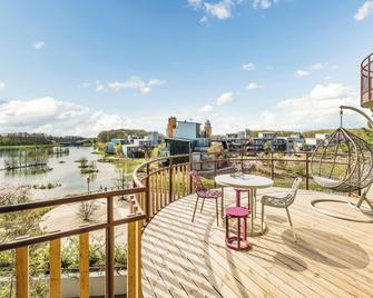 Center Parcs Villages Nature Paris - Bailly-Romainvilliers - Balcony
