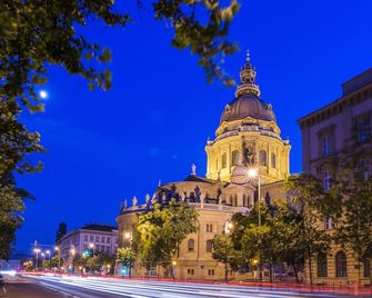 Opera Garden Hotel & Apartments - Budapest