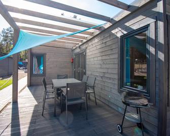 Baltic-Resort Holiday Home - Pobierowo - Patio