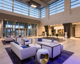 Embassy Suites by Hilton Kansas City Olathe - אוליית - לובי