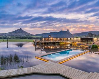 Botlierskop Private Game Reserve - Reebok - Piscina